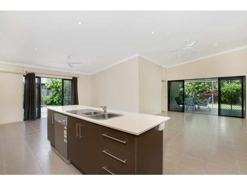 19 Vetiver Street, Trinity Park QLD 4879