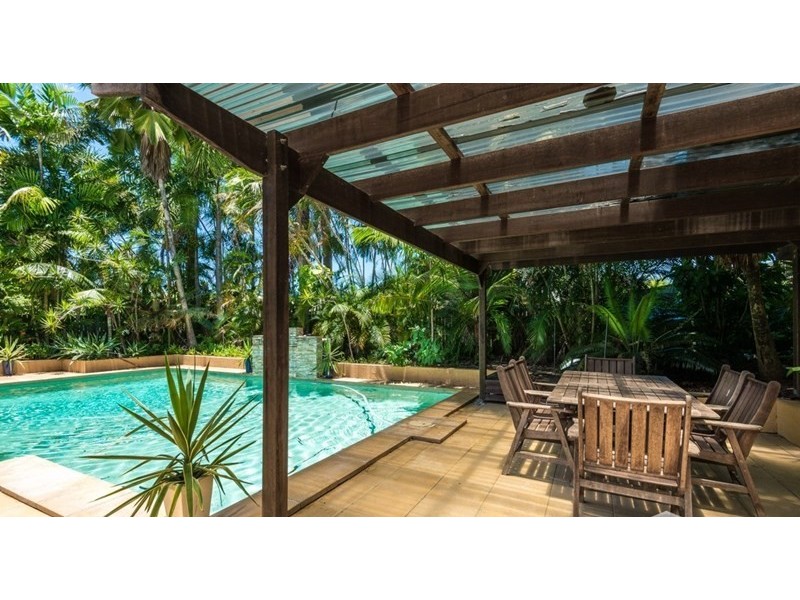 4 Squeaky Close, Kewarra Beach QLD 4879