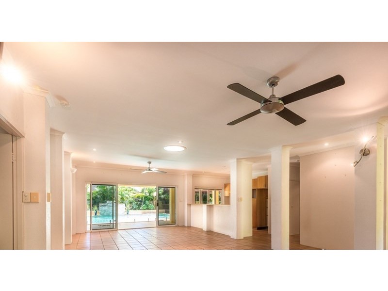 4 Squeaky Close, Kewarra Beach QLD 4879