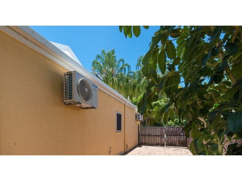 4 Squeaky Close, Kewarra Beach QLD 4879