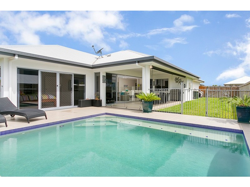 9 Munburra Parade, Smithfield QLD 4878