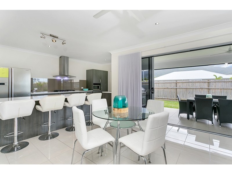 9 Munburra Parade, Smithfield QLD 4878