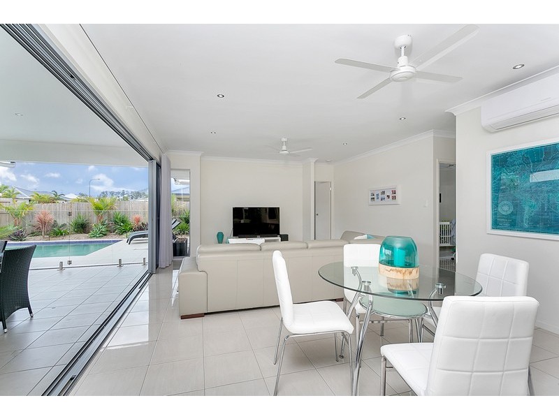 9 Munburra Parade, Smithfield QLD 4878