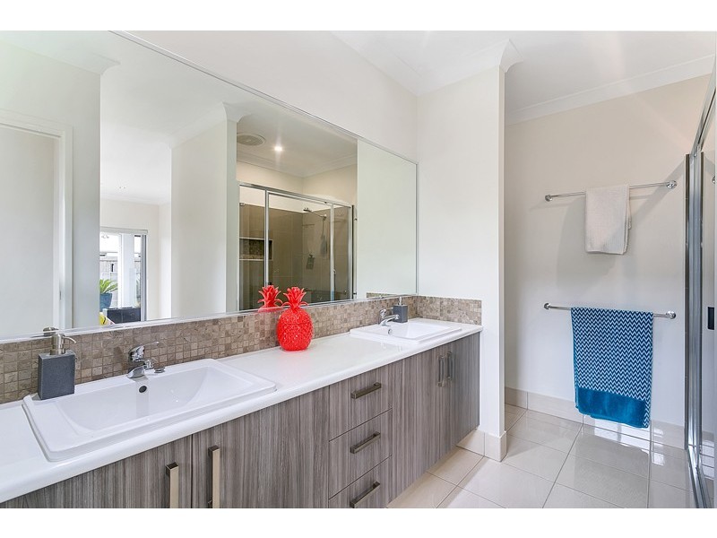 9 Munburra Parade, Smithfield QLD 4878