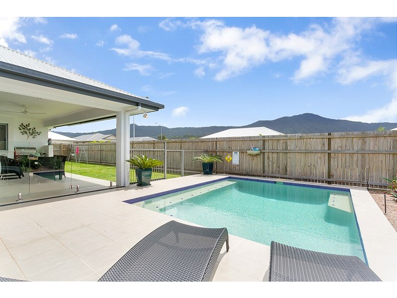 9 Munburra Parade, Smithfield QLD 4878