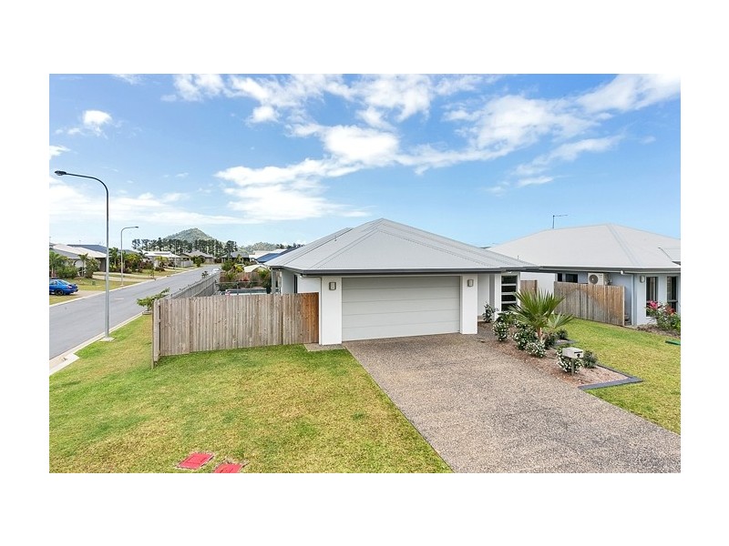 9 Munburra Parade, Smithfield QLD 4878