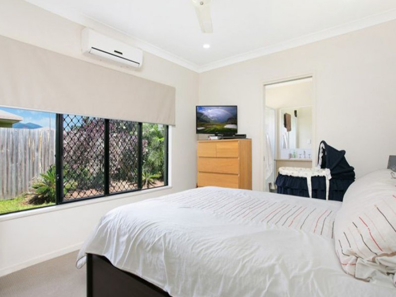 6 Brookville Gardens, Smithfield QLD 4878