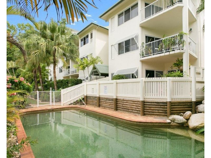 5/98-100 Moore Street, Trinity Beach QLD 4879
