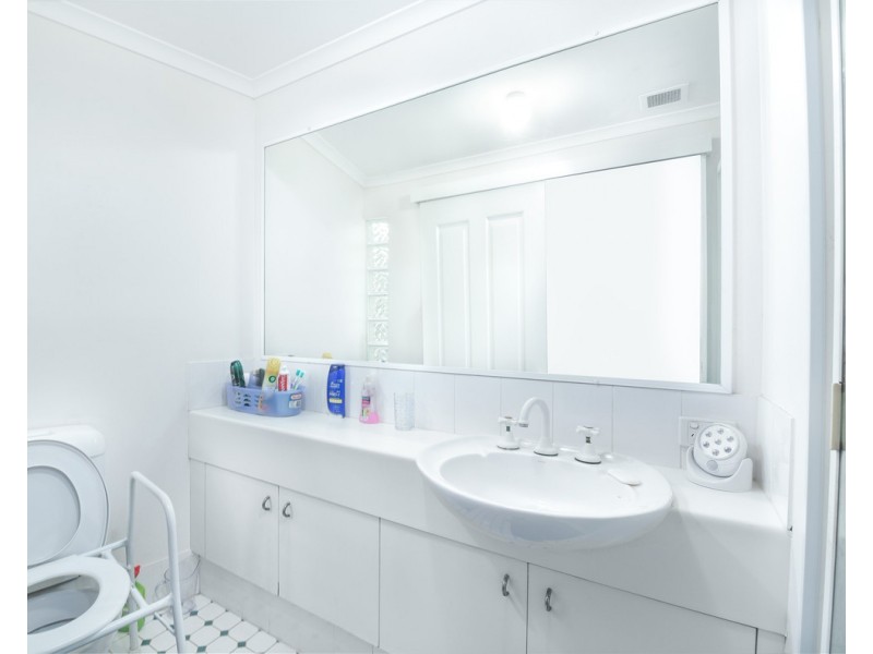 5/98-100 Moore Street, Trinity Beach QLD 4879