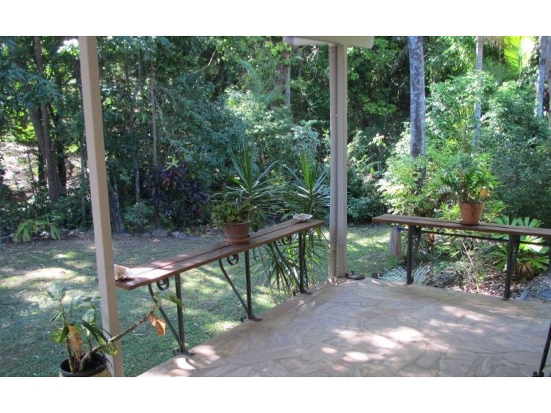 20 Trinidad Close, Trinity Beach QLD 4879