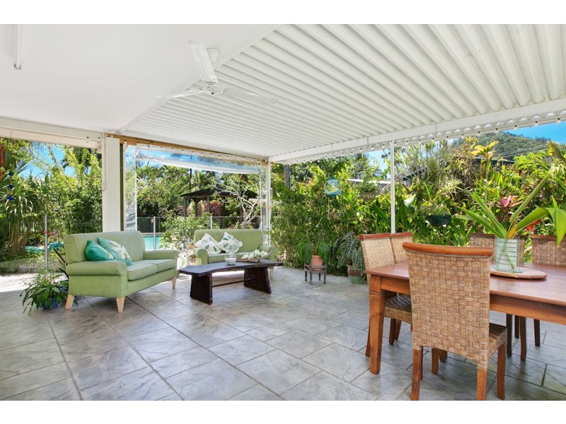 5 Conch Close, Trinity Beach QLD 4879