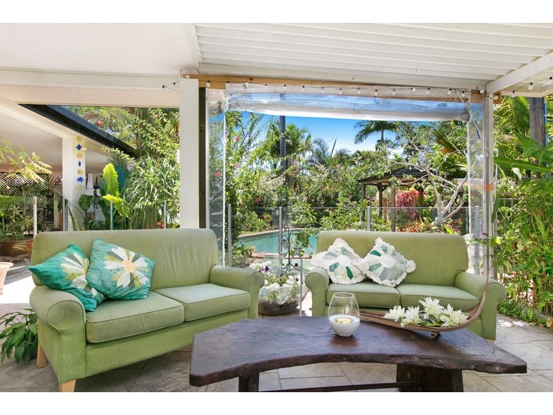 5 Conch Close, Trinity Beach QLD 4879