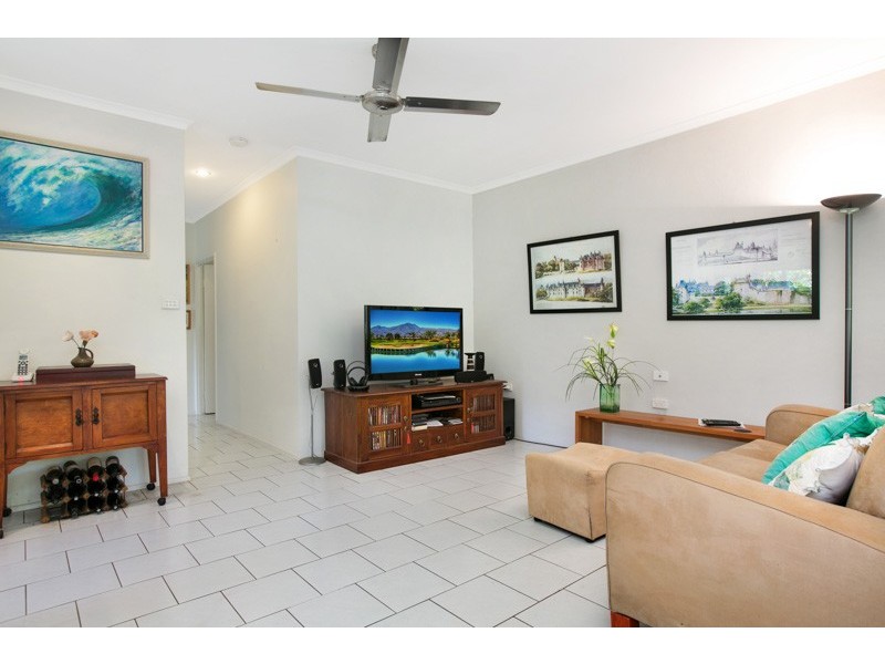 5 Conch Close, Trinity Beach QLD 4879