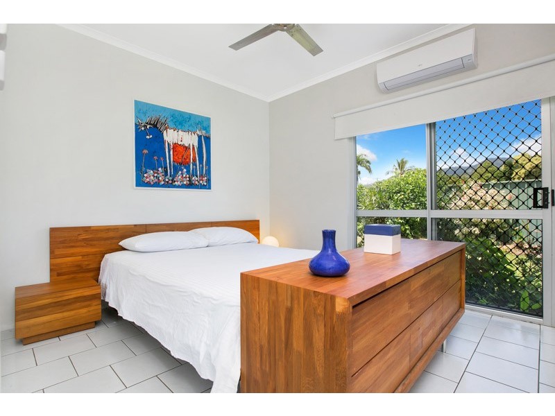 5 Conch Close, Trinity Beach QLD 4879