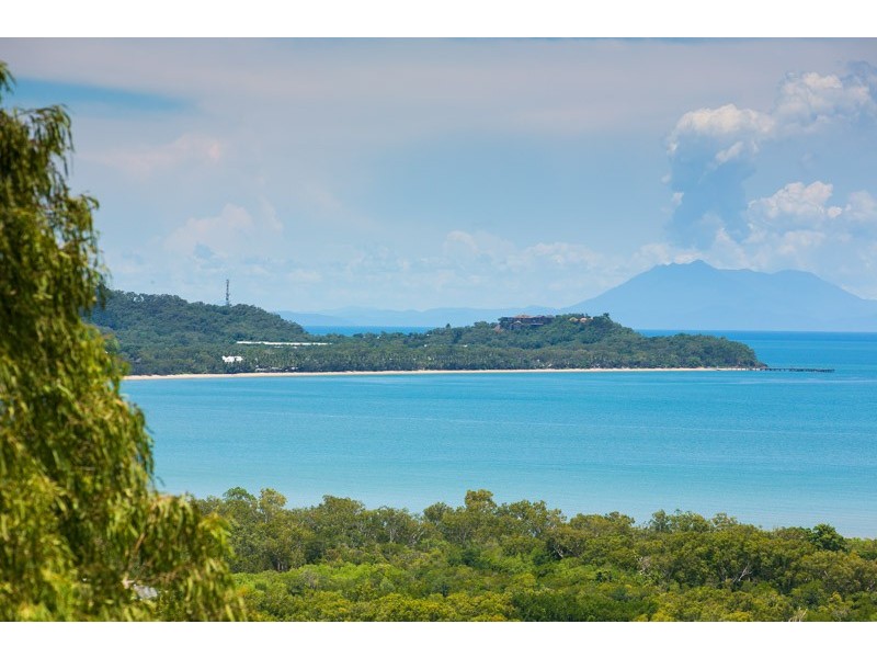 5/7 Tari Place, Trinity Beach QLD 4879