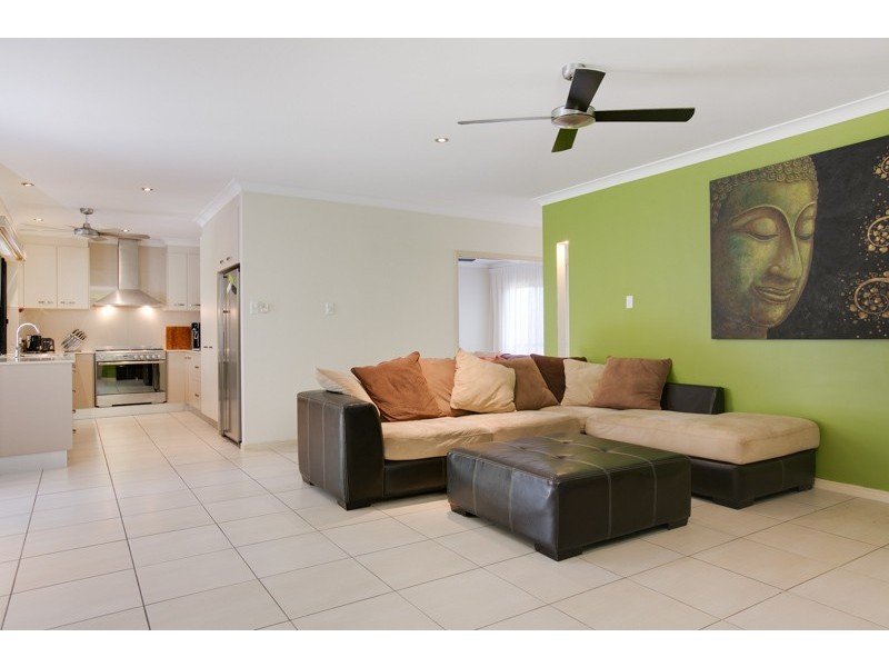 5 Iridescent Drive, Trinity Park QLD 4879