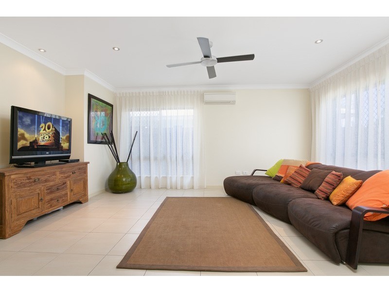 5 Iridescent Drive, Trinity Park QLD 4879