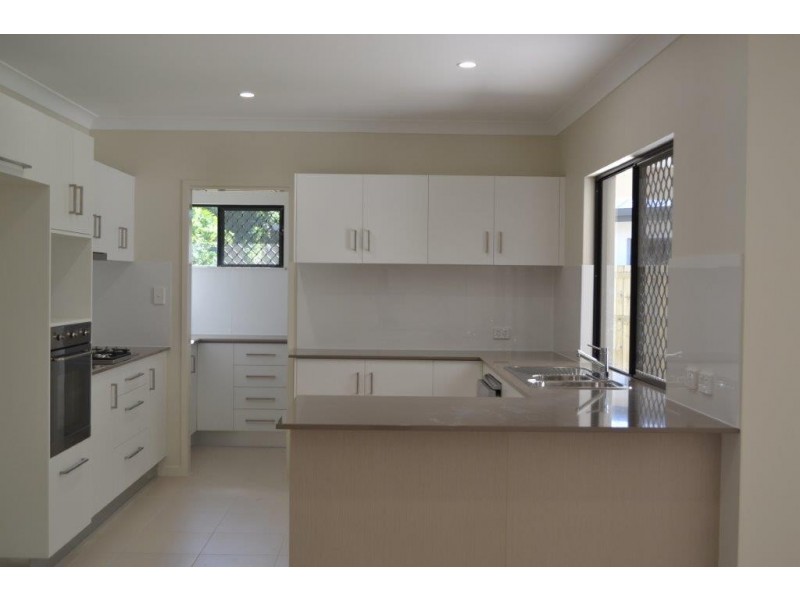 15 Hideaway Close, Palm Cove QLD 4879