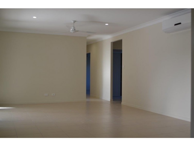 15 Hideaway Close, Palm Cove QLD 4879