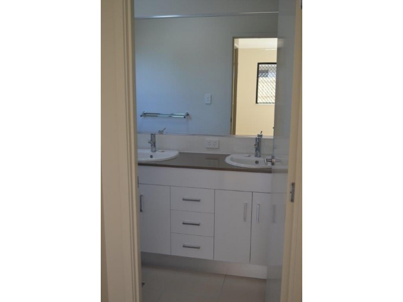 15 Hideaway Close, Palm Cove QLD 4879