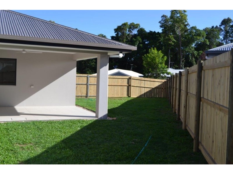 15 Hideaway Close, Palm Cove QLD 4879
