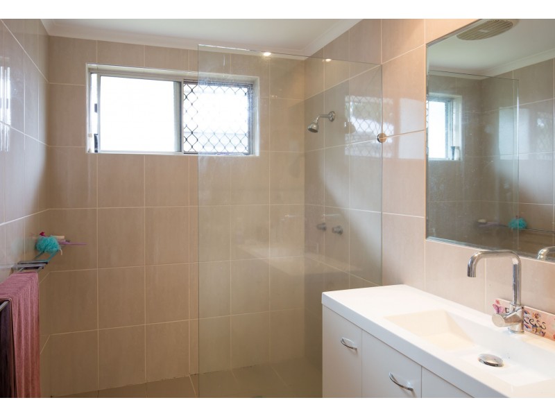 8A Wewak Street, Trinity Beach QLD 4879