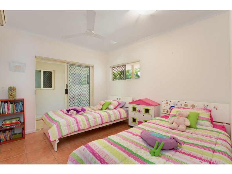 23 Eddy Street, Clifton Beach QLD 4879