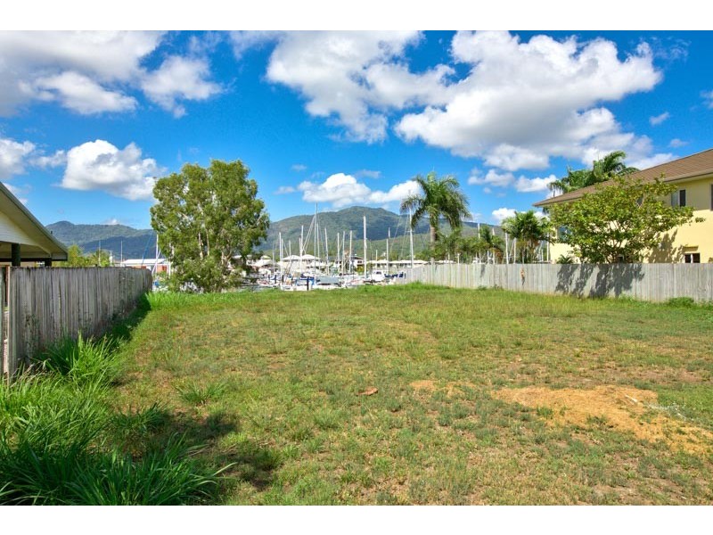 13 Riverside Parade, Trinity Park QLD 4879