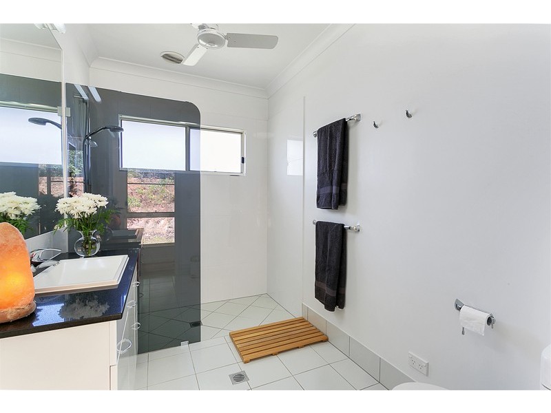 3 Sandalwood Close, Kuranda QLD 4881