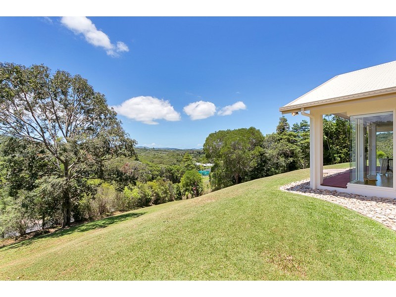 3 Sandalwood Close, Kuranda QLD 4881