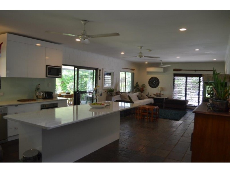 185-187 Panguna Street, Trinity Beach QLD 4879