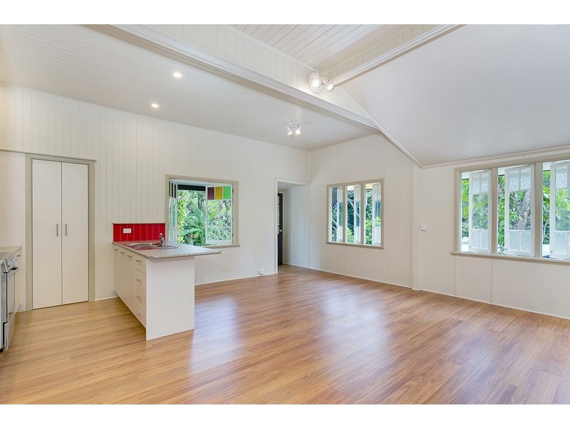 7 Barang Street, Kuranda QLD 4881