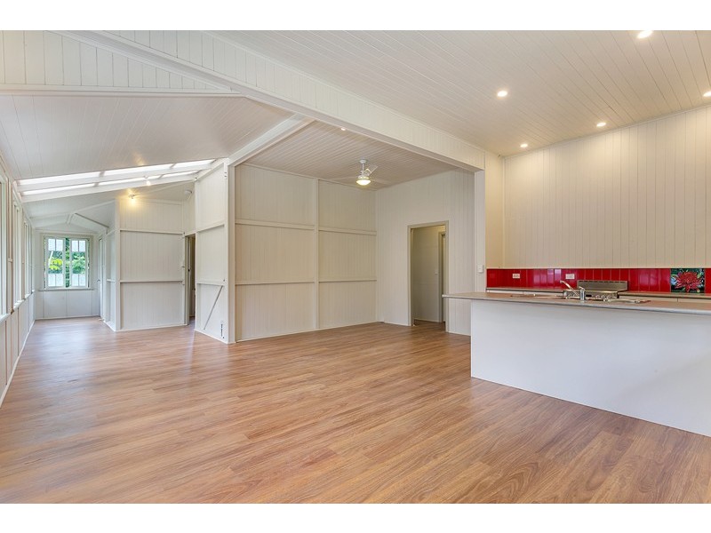 7 Barang Street, Kuranda QLD 4881