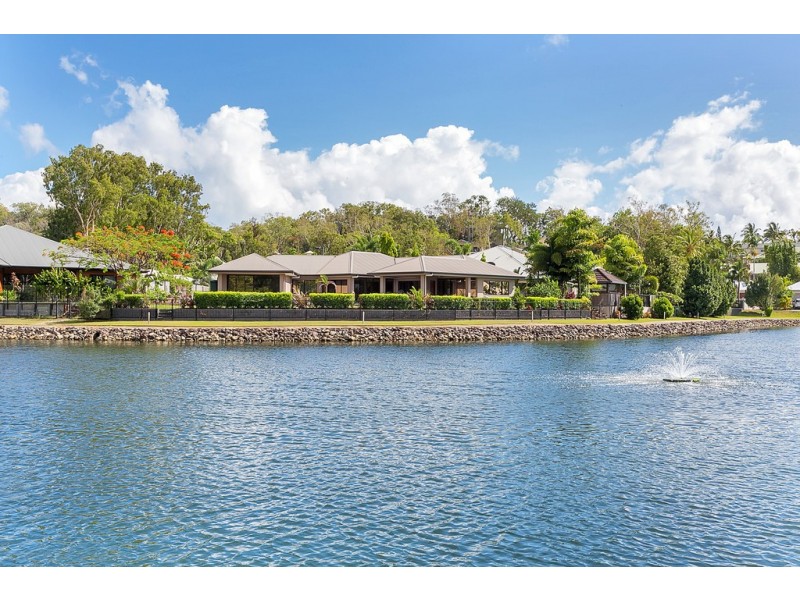 20 Lagoon Drive, Trinity Beach QLD 4879