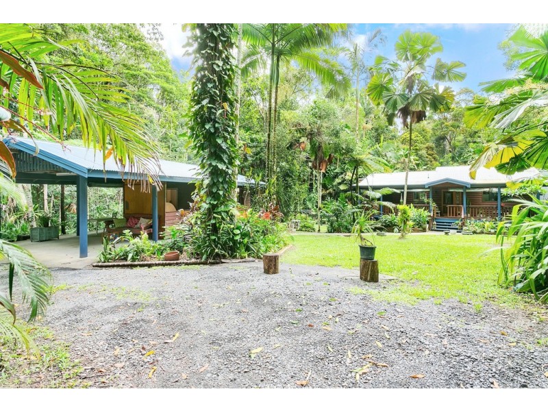 9 Gregory Terrace, Kuranda QLD 4881