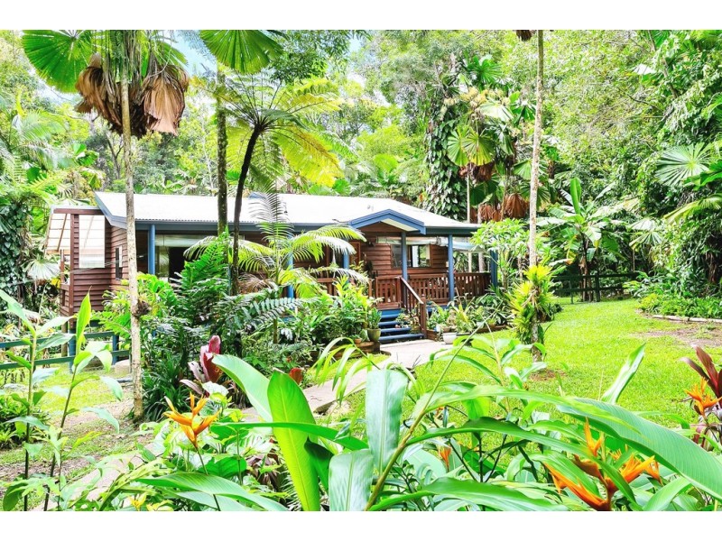 9 Gregory Terrace, Kuranda QLD 4881