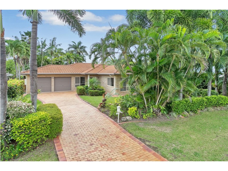 4 Pellowe Street, Clifton Beach QLD 4879