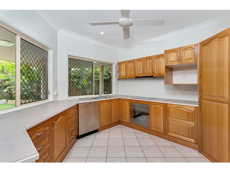 4 Pellowe Street, Clifton Beach QLD 4879
