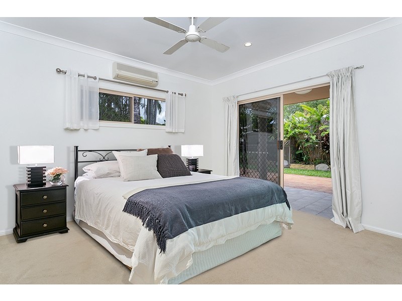 4 Pellowe Street, Clifton Beach QLD 4879