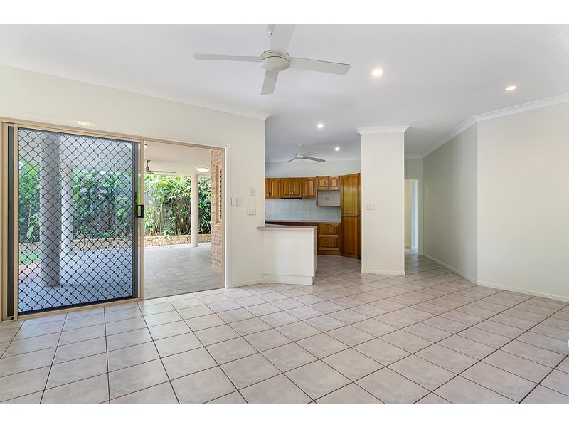 4 Pellowe Street, Clifton Beach QLD 4879