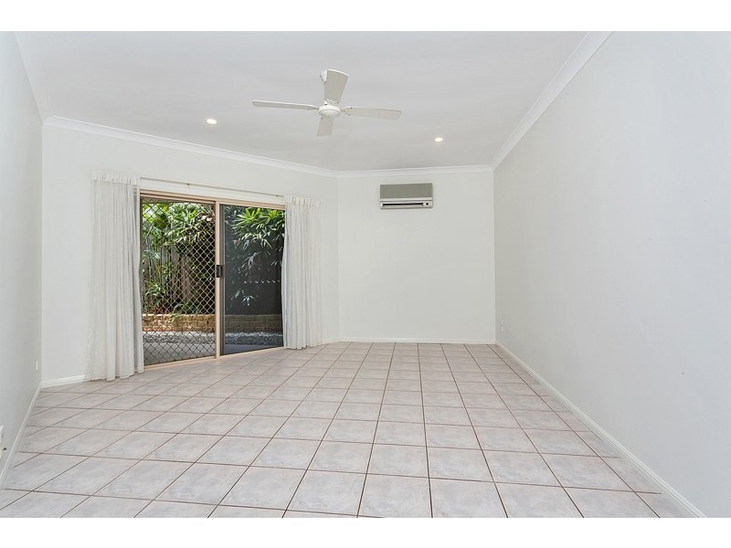 4 Pellowe Street, Clifton Beach QLD 4879