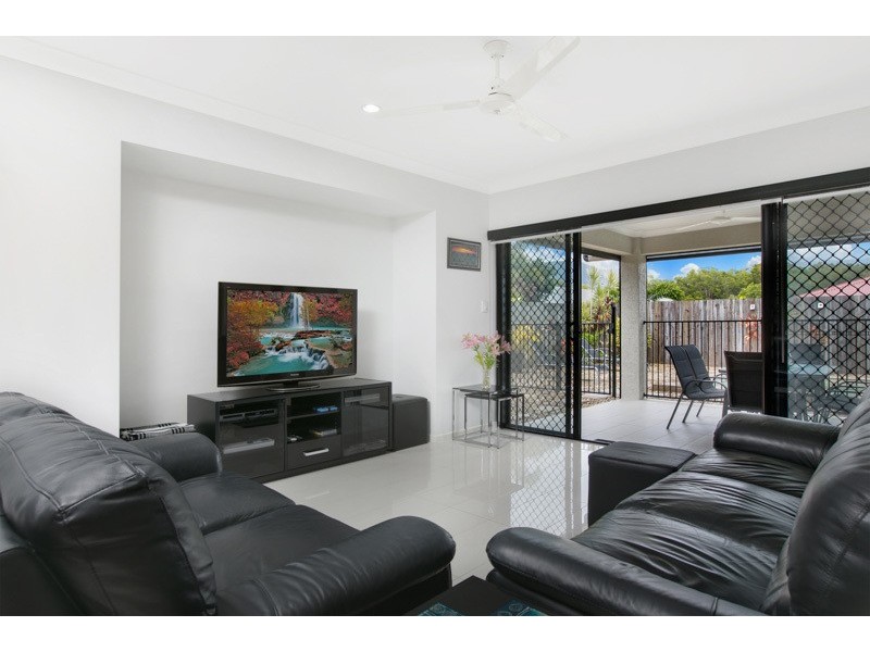 6 Como Close, Kewarra Beach QLD 4879