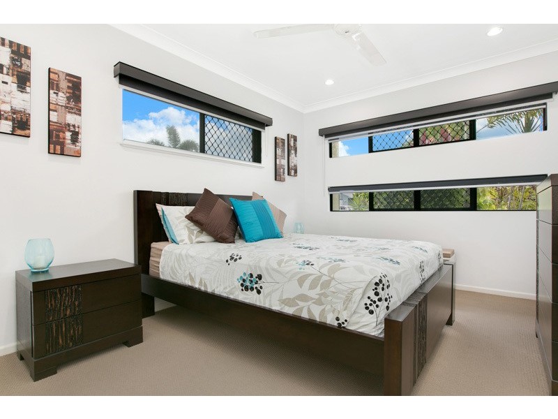 6 Como Close, Kewarra Beach QLD 4879