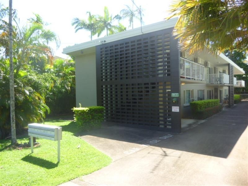 2/46 Moore Street, Trinity Beach QLD 4879