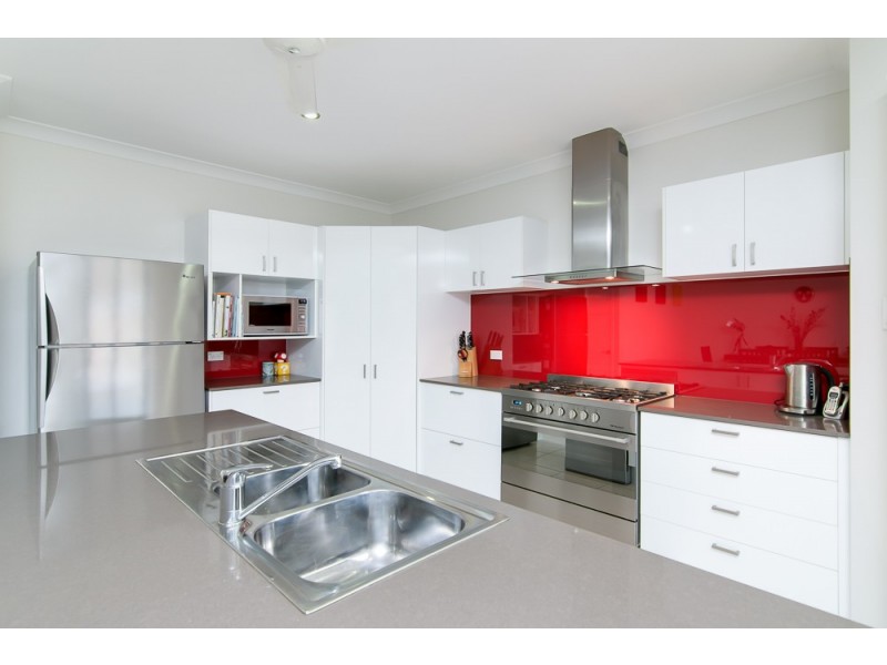 40 Canopys Edge Boulevard, Smithfield QLD 4878