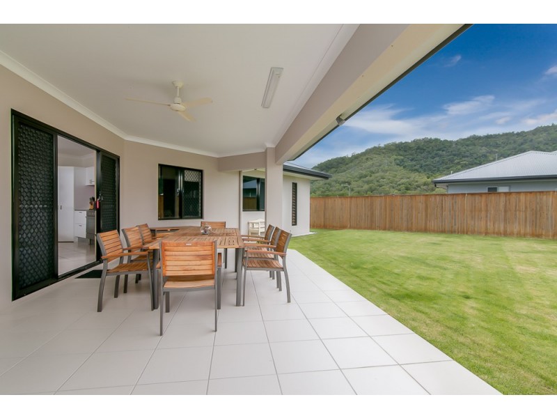 40 Canopys Edge Boulevard, Smithfield QLD 4878