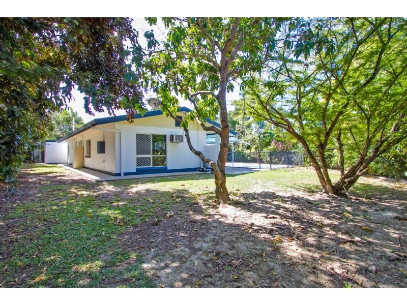 140 Trinity Beach Road, Trinity Beach QLD 4879