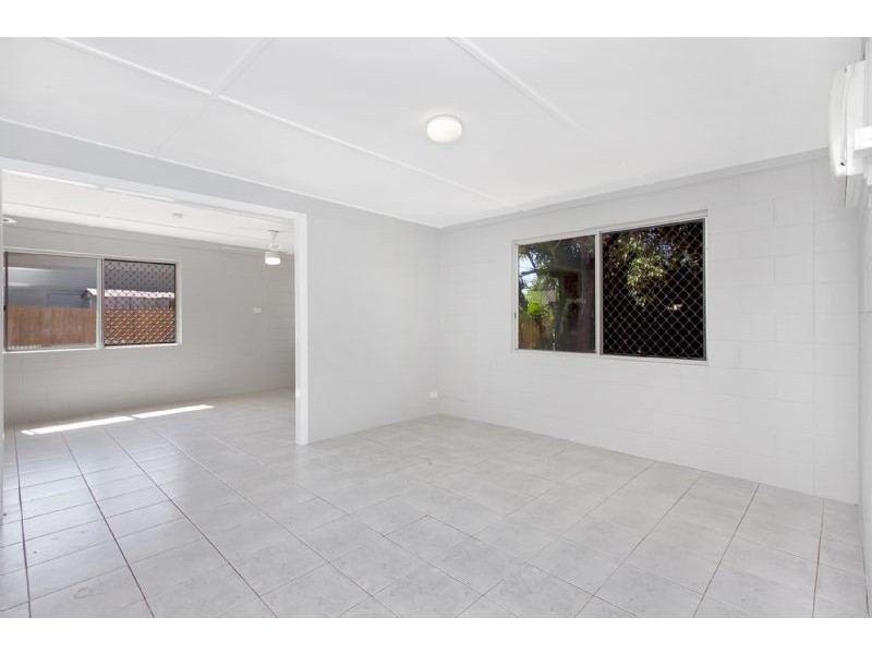 140 Trinity Beach Road, Trinity Beach QLD 4879