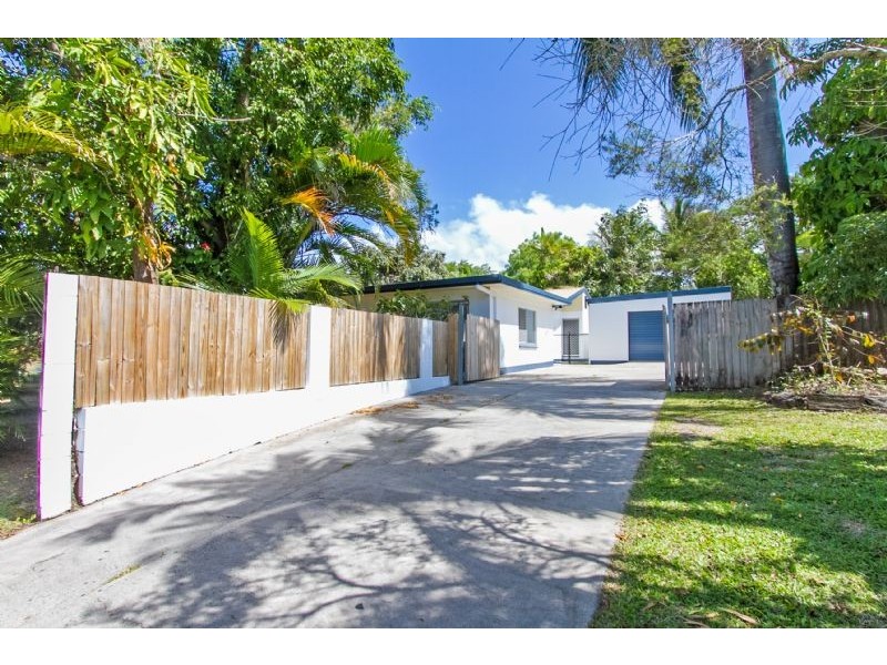 140 Trinity Beach Road, Trinity Beach QLD 4879