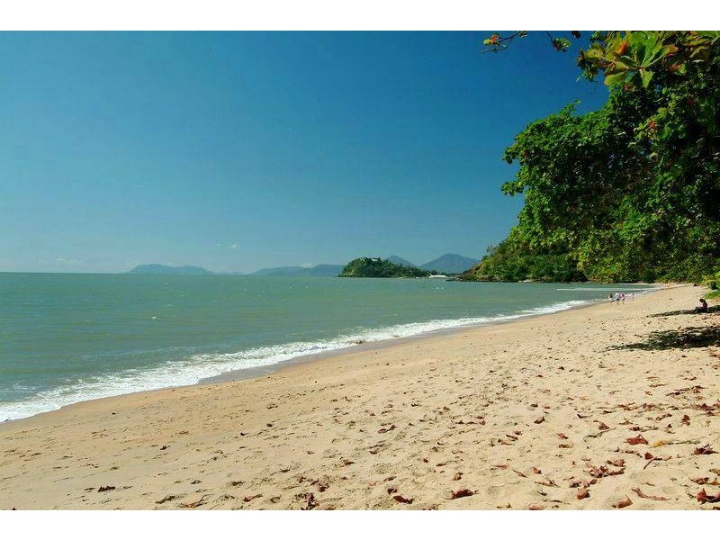 140 Trinity Beach Road, Trinity Beach QLD 4879